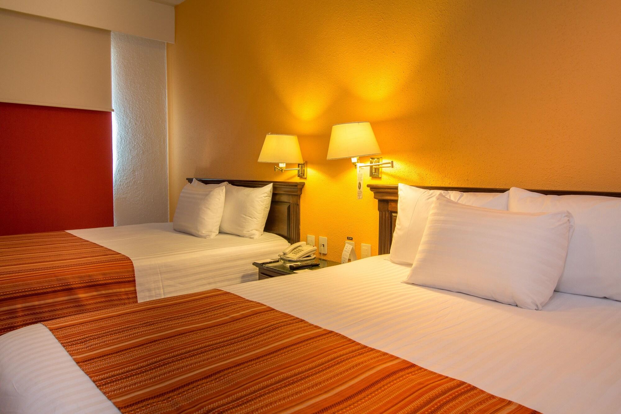 Hg Hotel Запопан Екстериор снимка