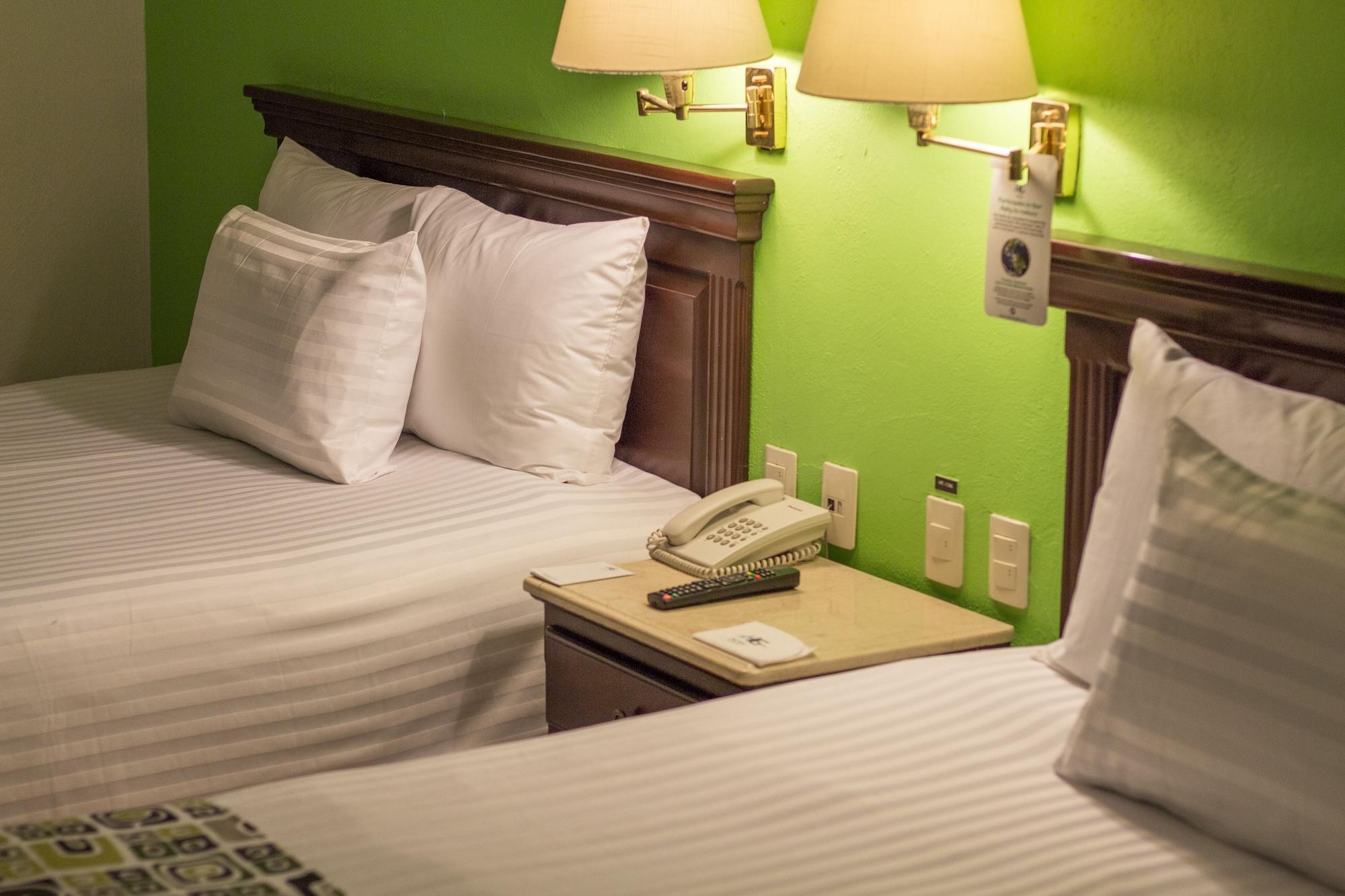 Hg Hotel Запопан Екстериор снимка