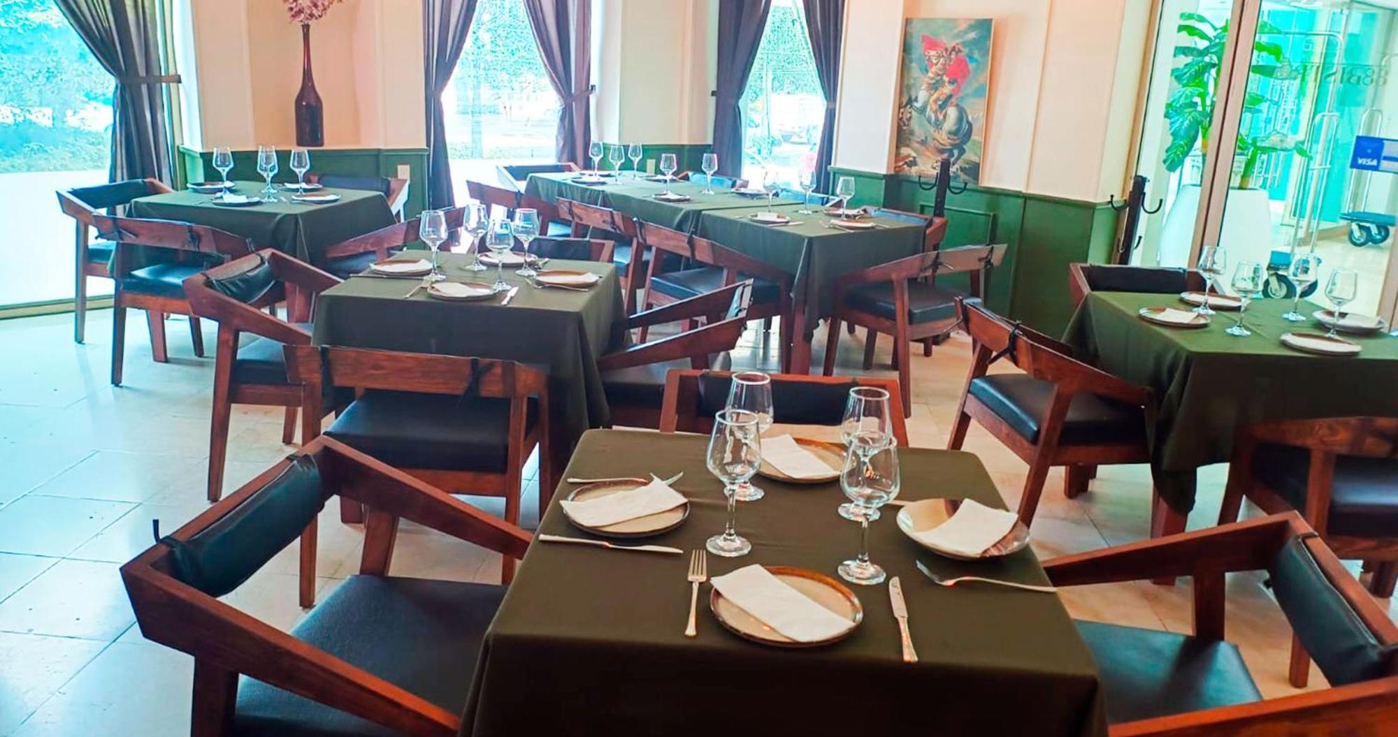 Hg Hotel Запопан Екстериор снимка