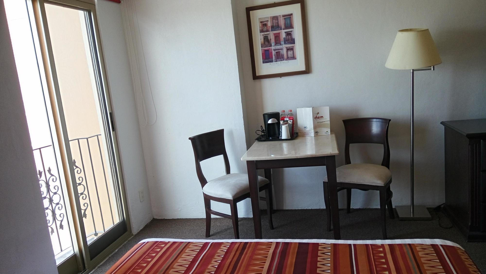 Hg Hotel Запопан Екстериор снимка