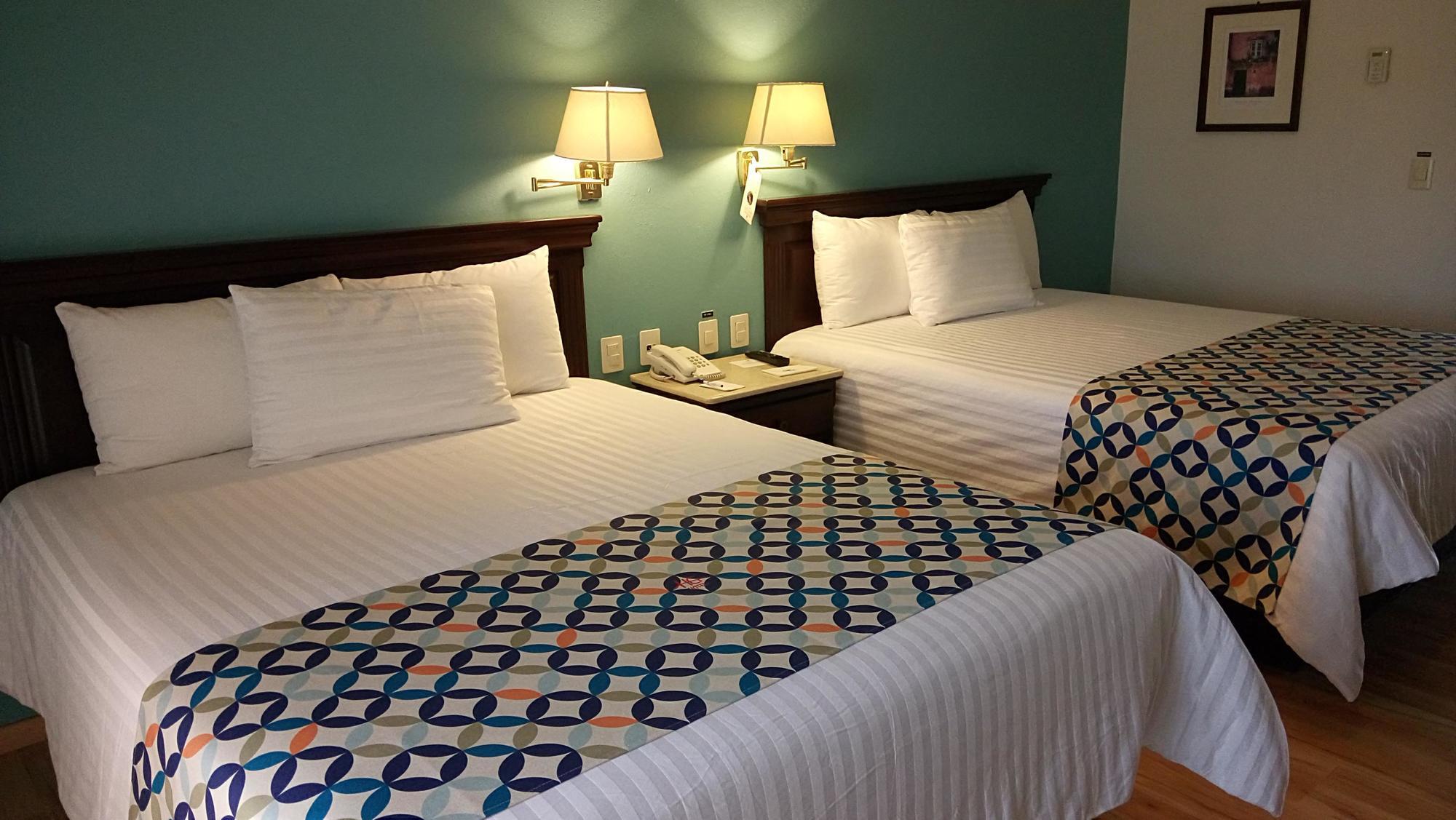 Hg Hotel Запопан Екстериор снимка