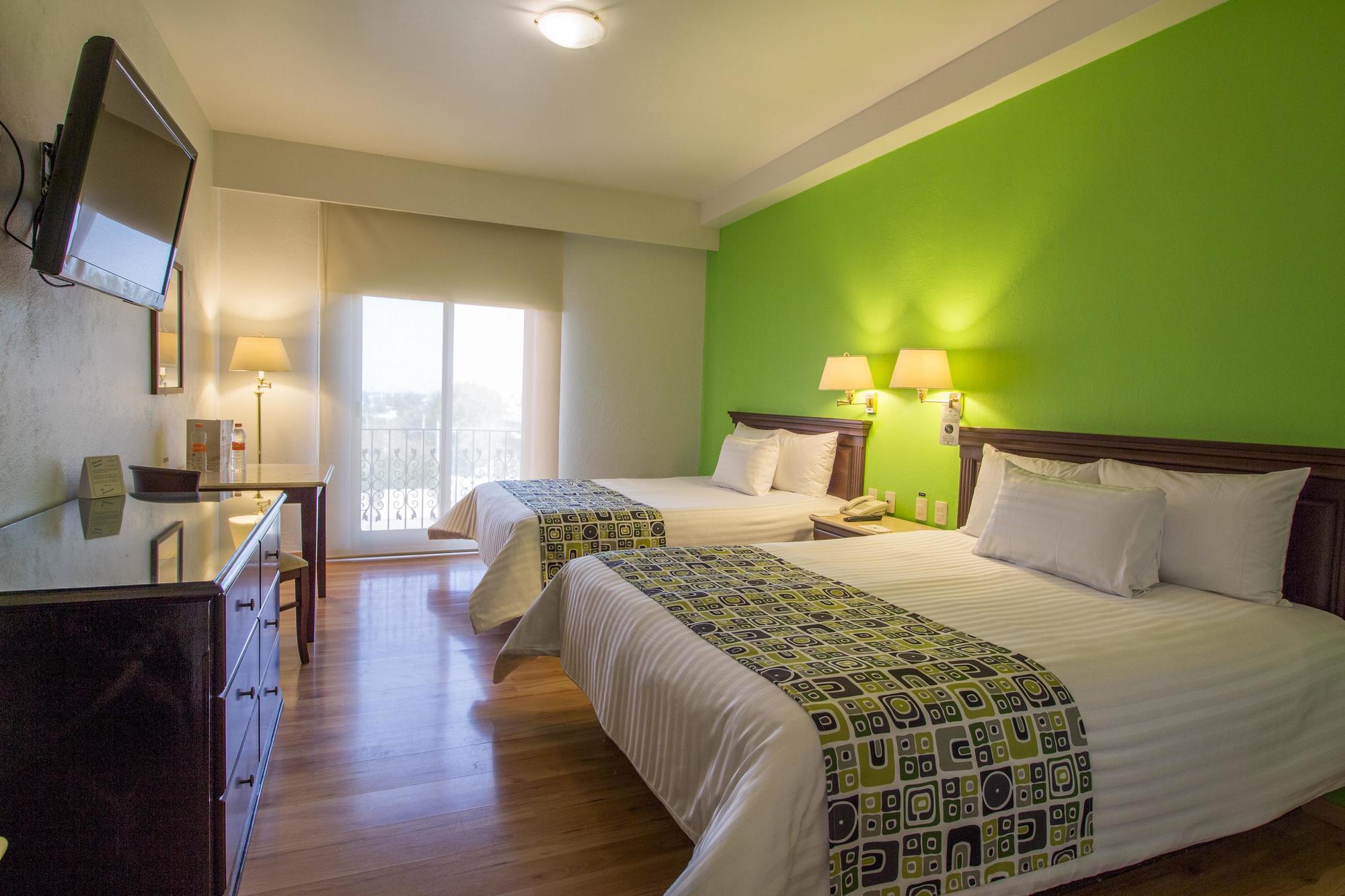 Hg Hotel Запопан Екстериор снимка