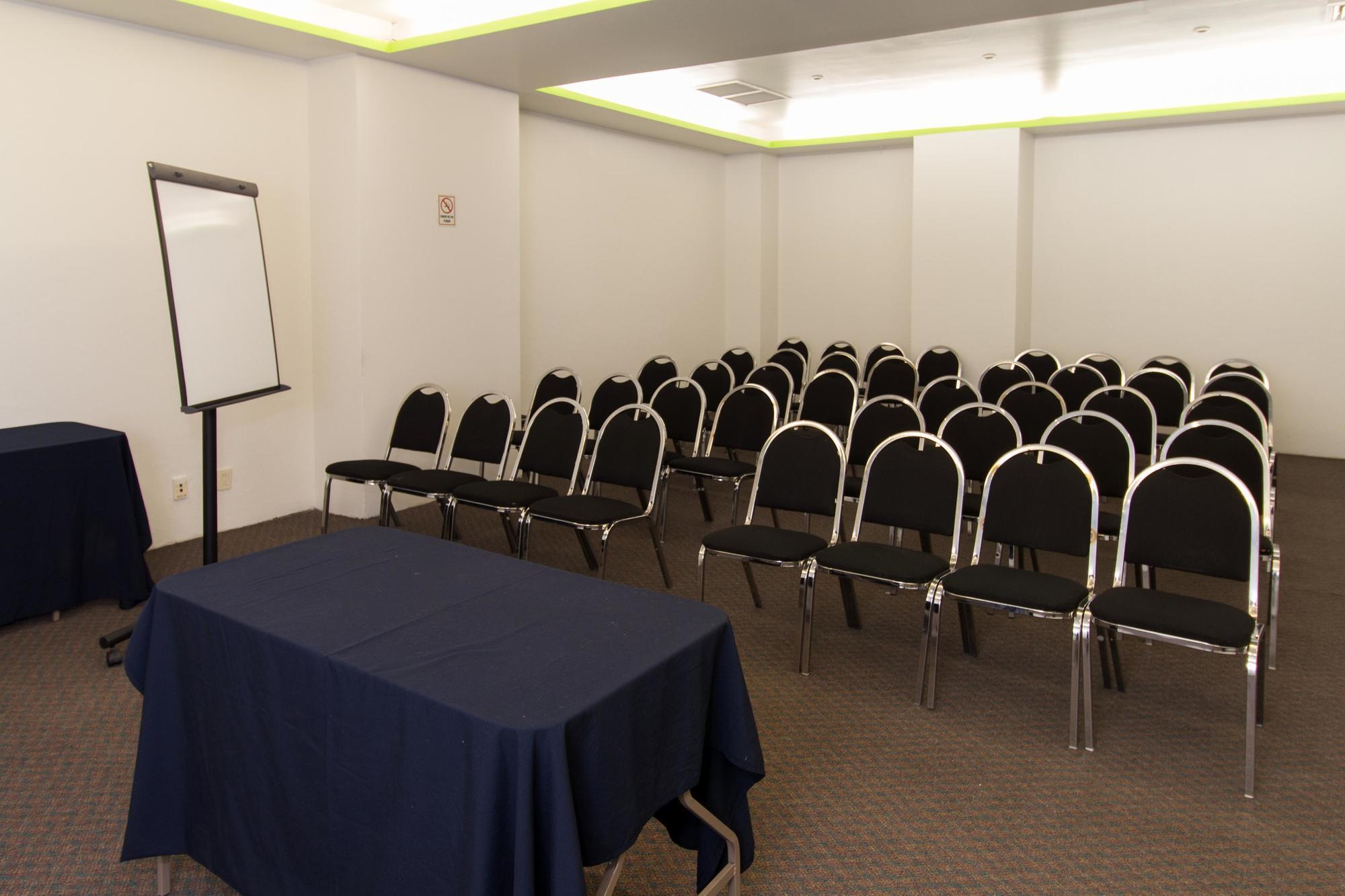 Hg Hotel Запопан Екстериор снимка
